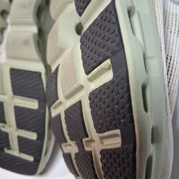 On Cloudstratus Gray Green Athletic Running Shoes Sneakers Women’s Size 9