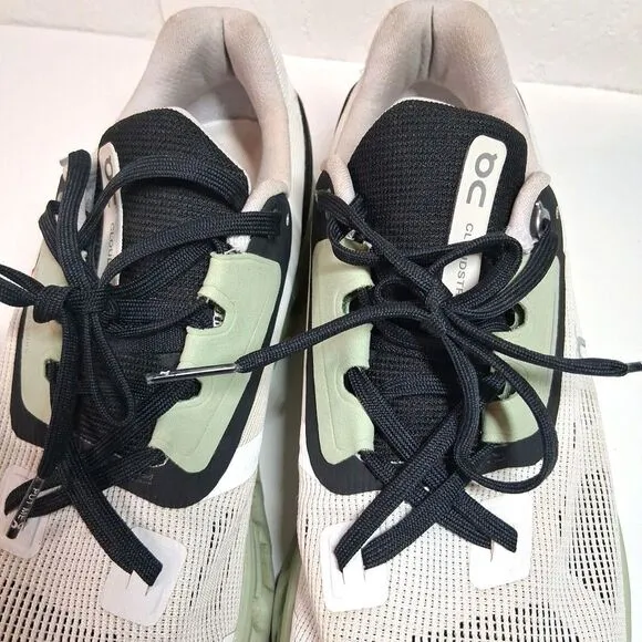 On Cloudstratus Gray Green Athletic Running Shoes Sneakers Women’s Size 9