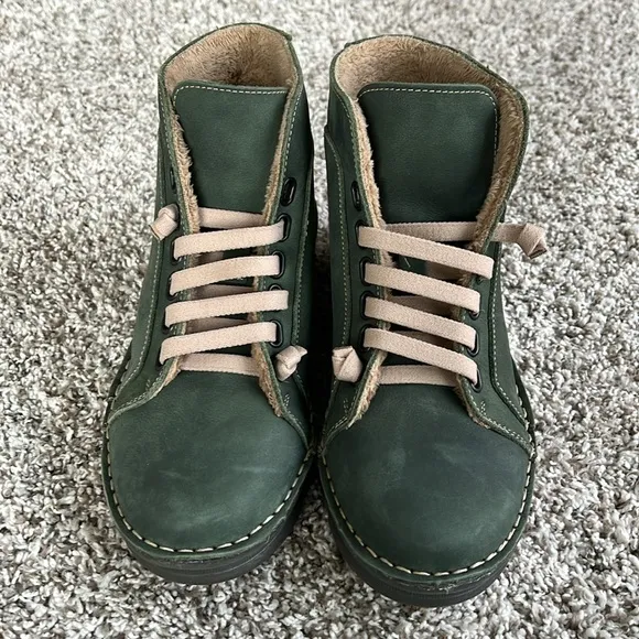 OnFoot Women's Cozy-Lined Sneaker Boots Leather Green