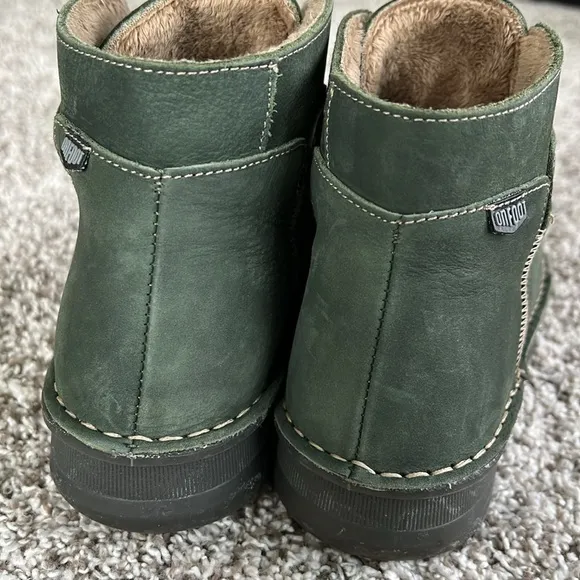 OnFoot Women's Cozy-Lined Sneaker Boots Leather Green