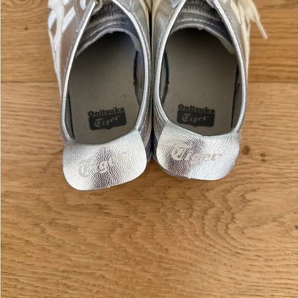 Onitsuka Tiger - Sneaker Shoes in Silver &amp; Beige