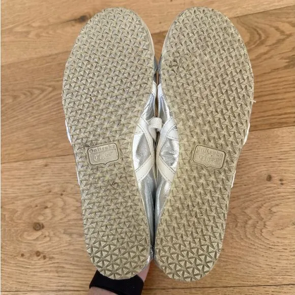 Onitsuka Tiger - Sneaker Shoes in Silver &amp; Beige