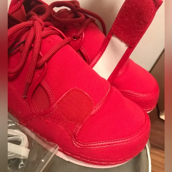 OTZ Low Lace Up Canvas Shoes Red US Size 11