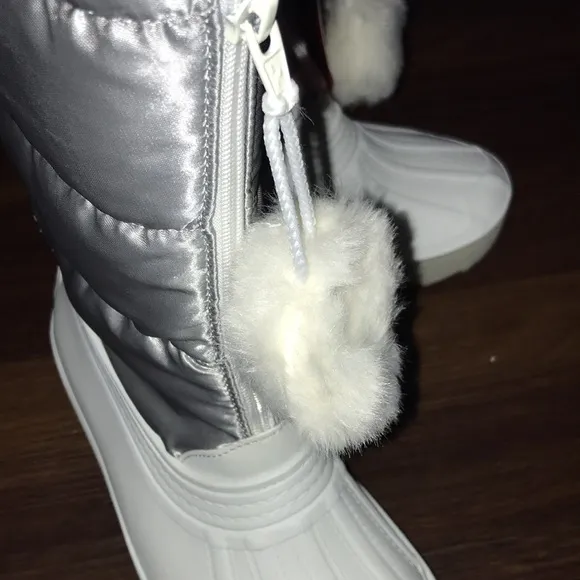 Pajar Made in Italy Fay Quilted Pom Pom Insulated Boots Waterproof Insulated NWT