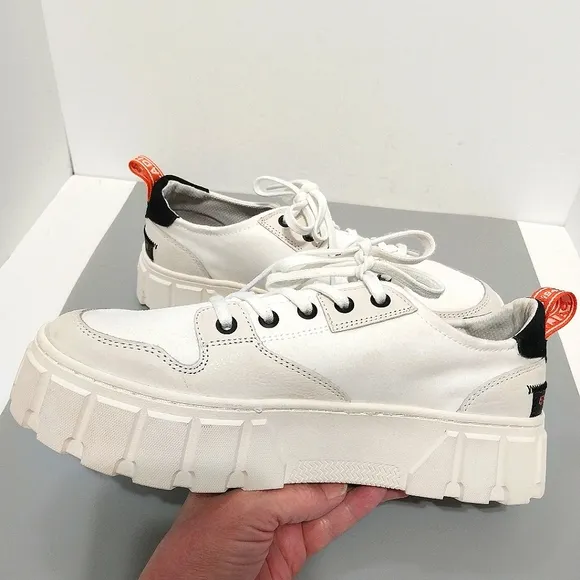 Palladium Pallatower Low Platform Sneakers, NEW, Size 8.5|EUR 40‎