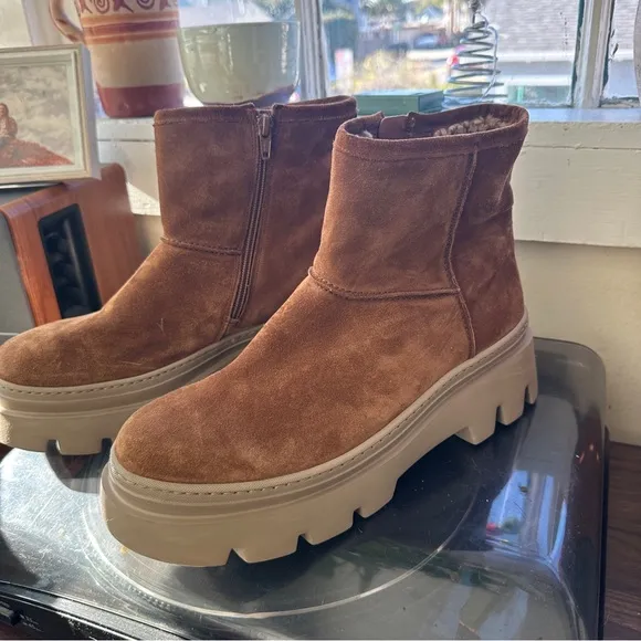 Paul Green Shelly Boots