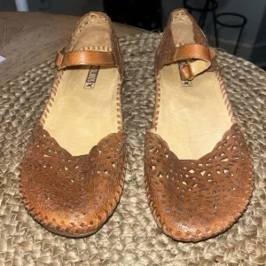 PIKOLINOS Women's Semi-Closed Leather Shoes P. Vallarta size 37 6.5-7