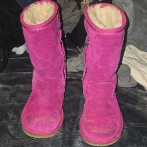 Pink Suede Boots with Shearling Lining