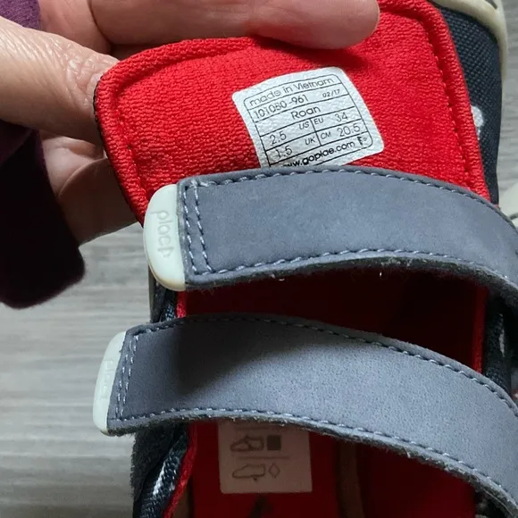 PLAE for Catimini Sz 2.5 Roan sneakers