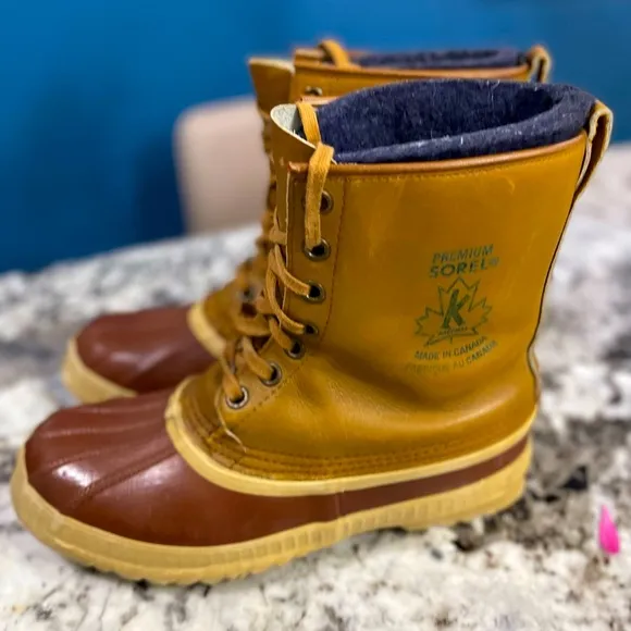 Premium Sorel 🇨🇦 Leather Boots woman’s size 10