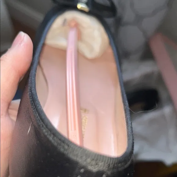 Pretty Ballerinas Black block heel Pumps