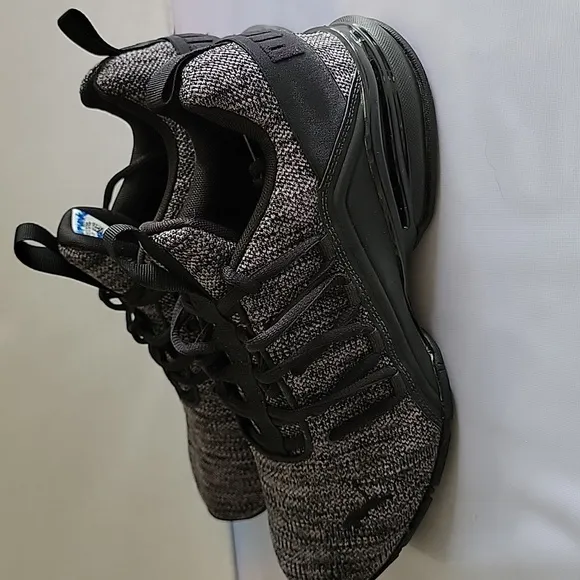 Puma axelion multi Men's Training shoes size 8.5 color black grey