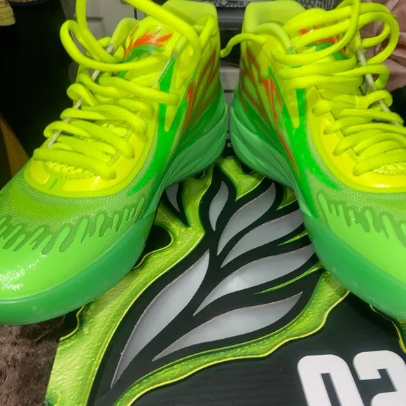 PUMA Nickelodeon x MB.02 Slime Size 9