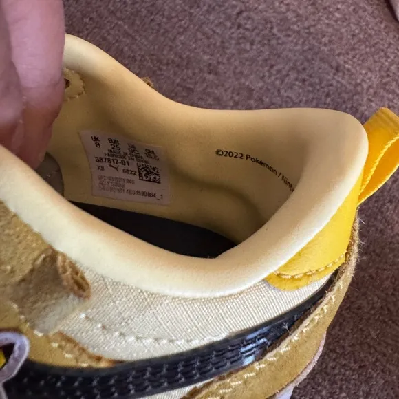 Puma x Pokémon Limited Edition Pikachu Shoes8C