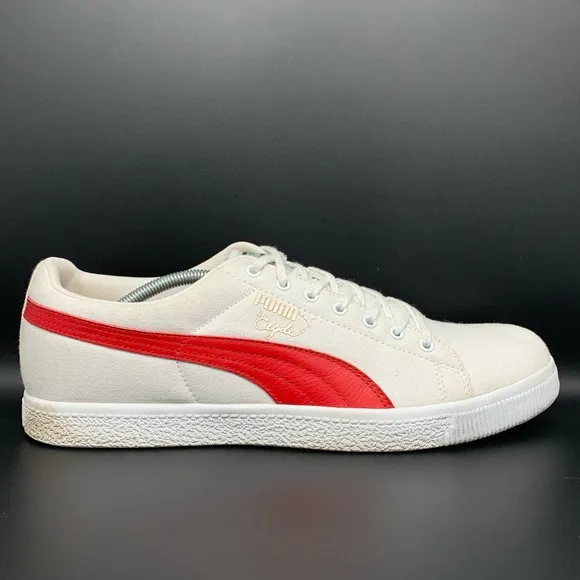 Puma x Undefeated Clyde Canvas Shoes Men’s Sz 13