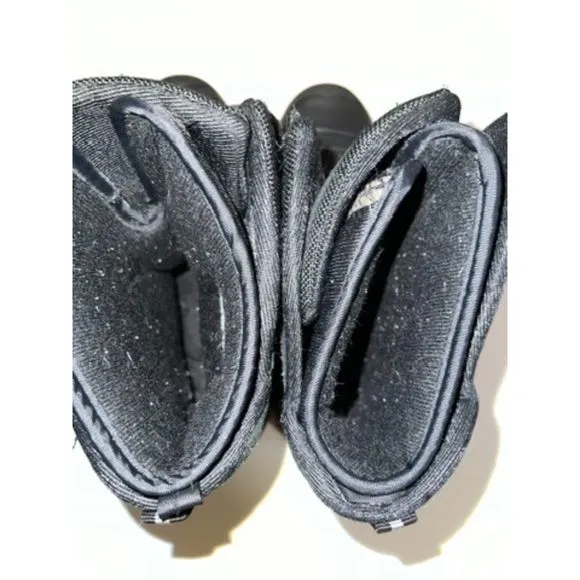 Ranger insulated books in GUC. Size 8 (W)