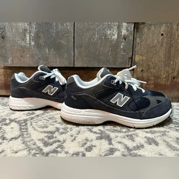 RARE - Kids Size 3 New Balance 993 Gray Blue Sneakers Shoes Kids PC993NW