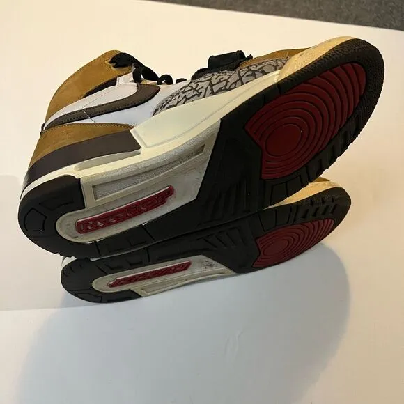 RARE Nike Air Jordan Legacy 312 Mens Rookie Tan