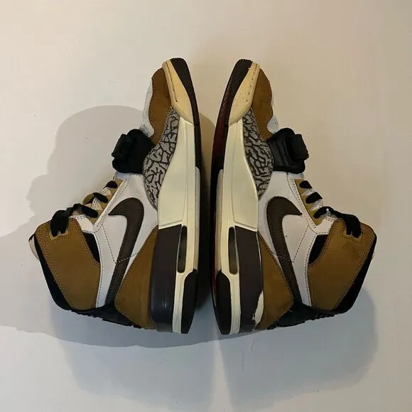 RARE Nike Air Jordan Legacy 312 Mens Rookie Tan