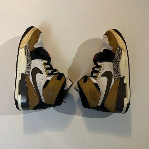 RARE Nike Air Jordan Legacy 312 Mens Rookie Tan