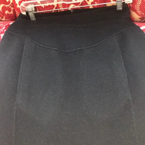 Rare TSE 💯 % double face cashmere skirt