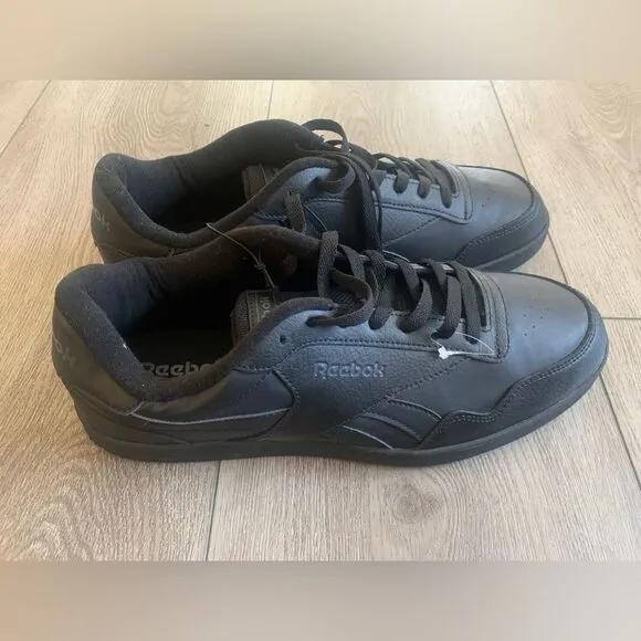 Reebok all black shoes NWOT