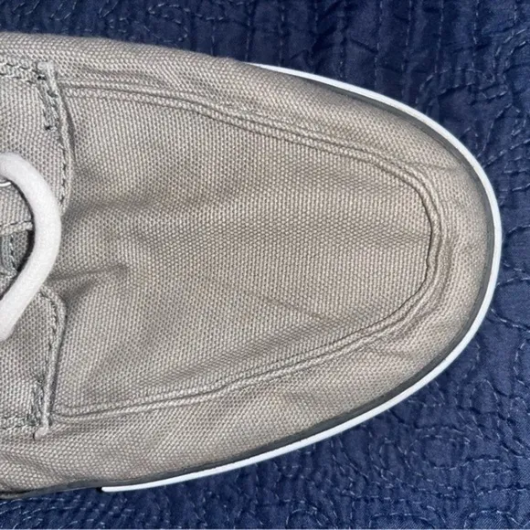 Reef Deckhand 3 Canvas gray shoes, size 10