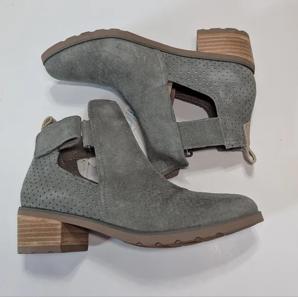 Reef Voyage Breeze Gray Suede Ankle Boots Size 6.5