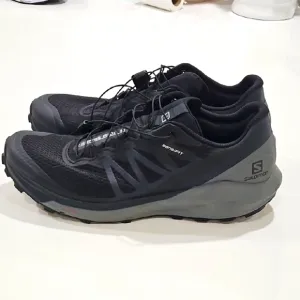 Salomon  Sense Ride 4 Men's Black Trail Running Shoes Auto Laces. Sz 10.5