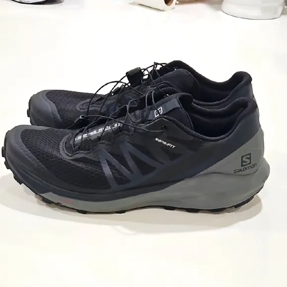 Salomon  Sense Ride 4 Men's Black Trail Running Shoes Auto Laces. Sz 10.5
