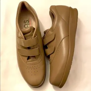 SAS SZ 8.5S COMFORT SHOES.  SIZE IS 8.5 SL…