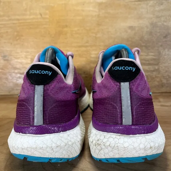 Saucony Triumph 19 Womens Sz 11.5 Running Shoes Sneakers Razzle Blaze S10678-30