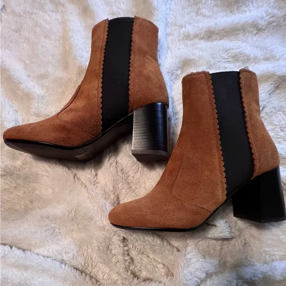 See By Chloe Brown and Black Ankle Boots Chelsea Style