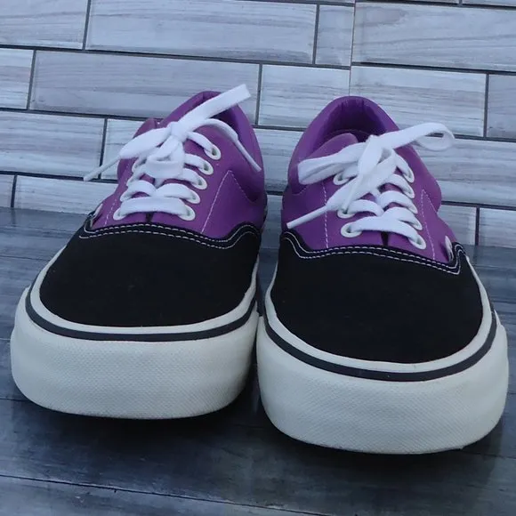 SIZE 11. Era Vans ultracush suede/canvas men's sneakers shoes.