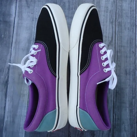 SIZE 11. Era Vans ultracush suede/canvas men's sneakers shoes.