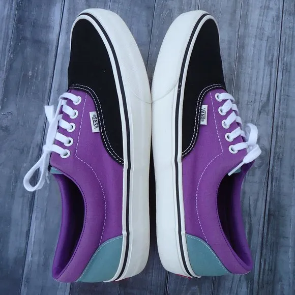 SIZE 11. Era Vans ultracush suede/canvas men's sneakers shoes.