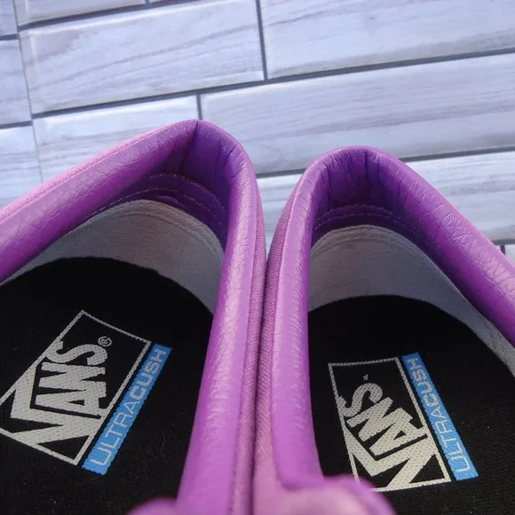 SIZE 11. Era Vans ultracush suede/canvas men's sneakers shoes.