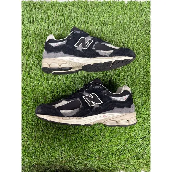 Size 11 RARE CLEAN New Balance 2002R 'Protection Pack - Black Grey' M2002RDJ