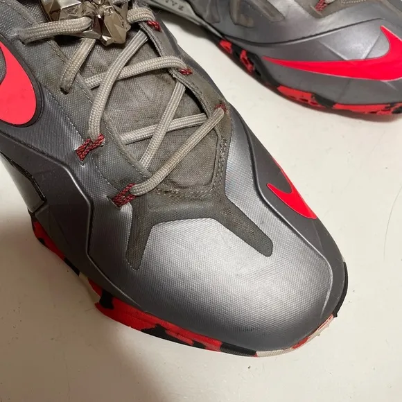 Size 13 - Nike LeBron 11 Elite team 2014