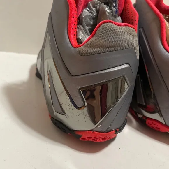 Size 13 - Nike LeBron 11 Elite team 2014