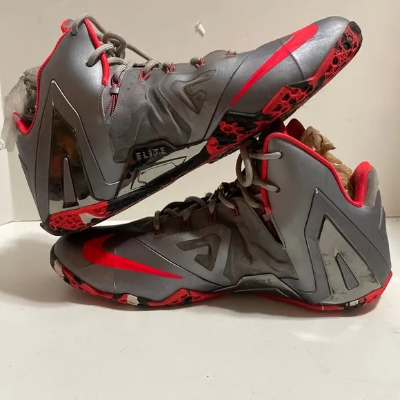 Size 13 - Nike LeBron 11 Elite team 2014