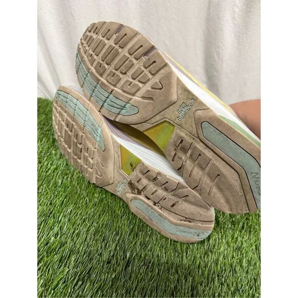 Size 15 rare New Balance 992 Yellow Beige Floor Model used