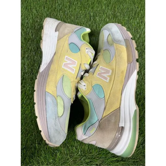 Size 15 rare New Balance 992 Yellow Beige Floor Model used