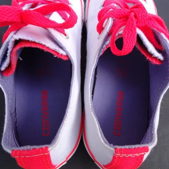 SIZE 3 Junior. Converse All Star sneakers shoes.