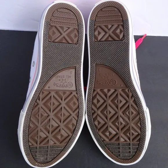 SIZE 3 Junior. Converse All Star sneakers shoes.