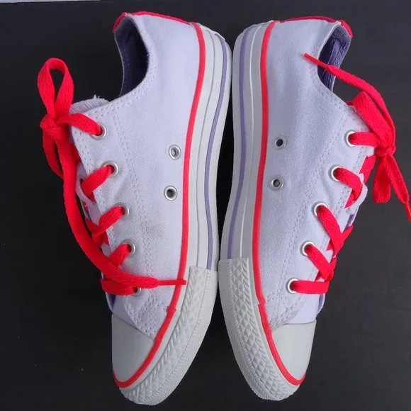SIZE 3 Junior. Converse All Star sneakers shoes.