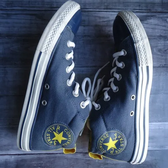 SIZE 5.5. Converse All Stars high top sneakers shoes.
