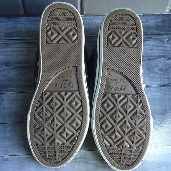 SIZE 5.5. Converse All Stars high top sneakers shoes.