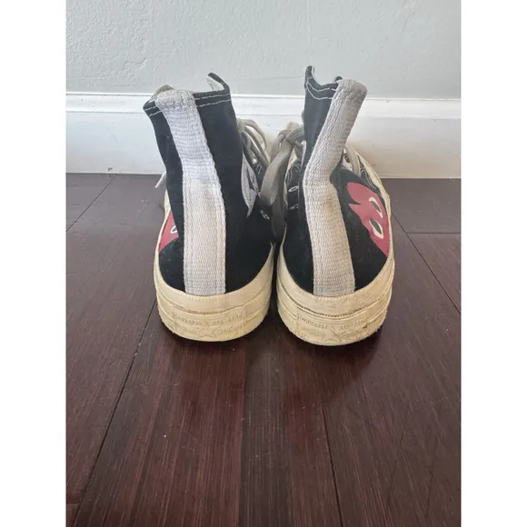 Size 7 Women’s Converse Chuck Taylor All Star High x Comme des Garcons Play