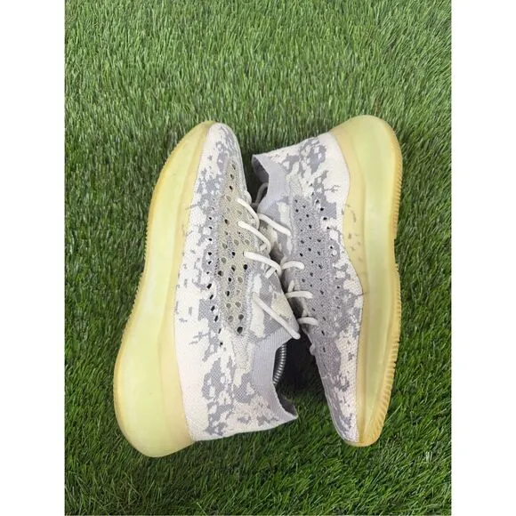 Size 9.5 - adidas Yeezy Boost 380 Alien clean